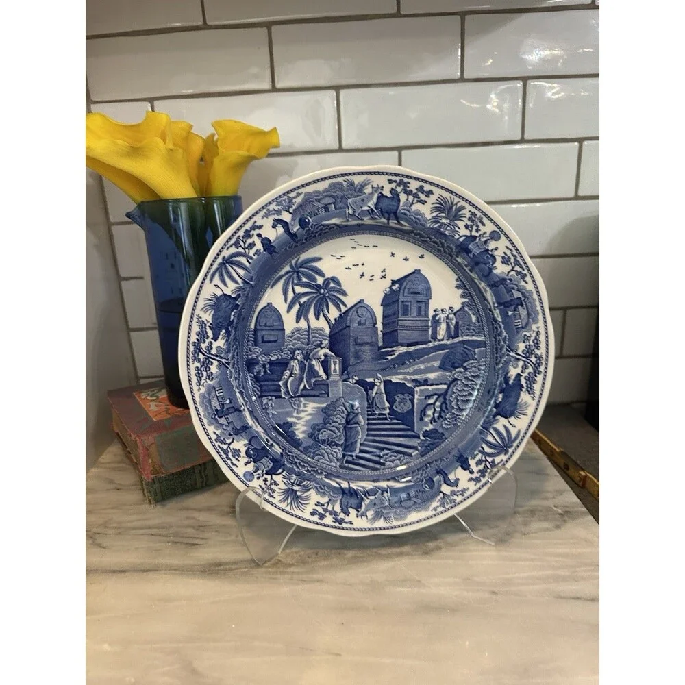 Spode Blue Room Collection Traditions Series ‘Caramanian’ Plate, 10.5” Pristine